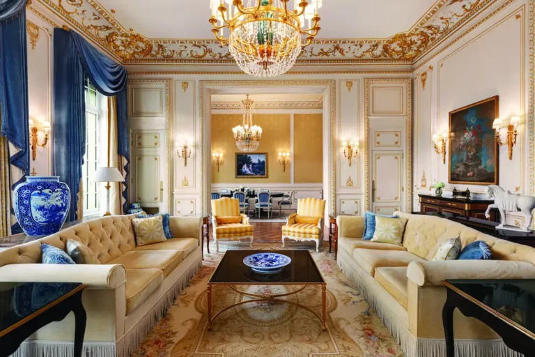 Shangri-La Paris