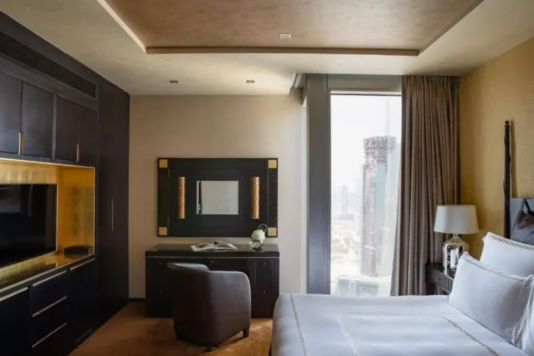Jumeirah Emirates Towers Dubai