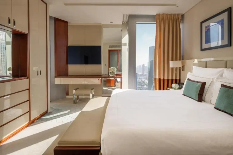 Jumeirah Emirates Towers Dubai